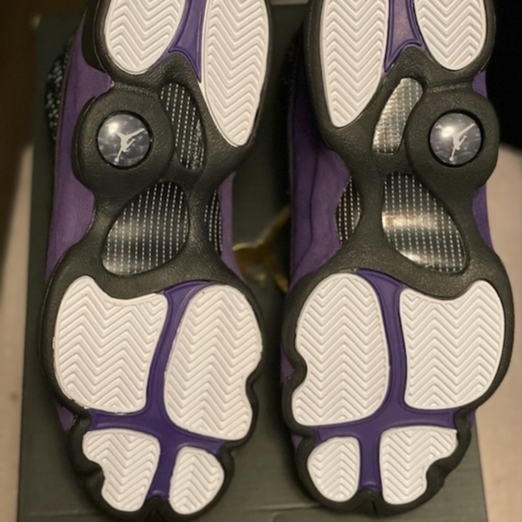 ‼❌SOLD❌Jordan 13 Retro Court Purple (GS) - Picture 5 of 9
